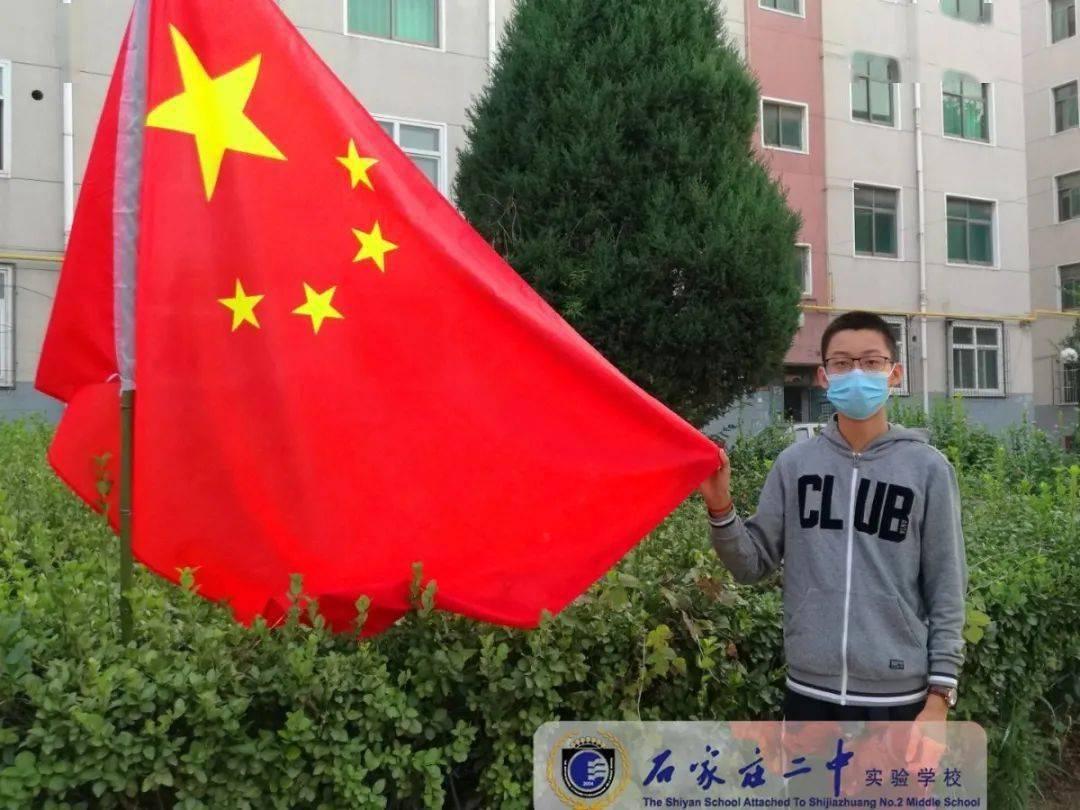 《小红书父母观察报告》:不扫兴父母、精简式育儿等成新一代父母的育儿经